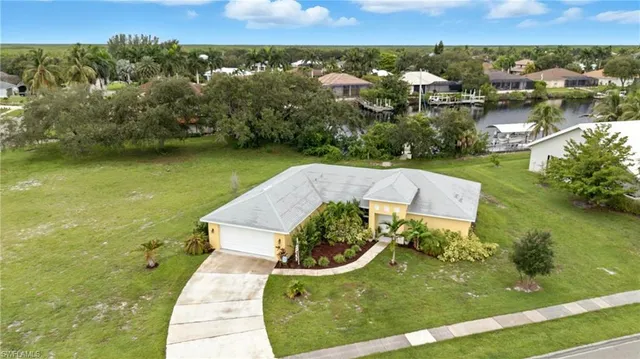 $1,000,000 | 176 Venus Cay, Naples, FL 34114
