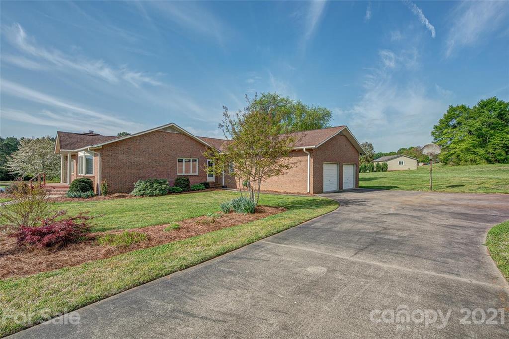 100 Valley Stream Road Shelby, NC 28152 - Photo 30 of 36 Gallery Image 30
