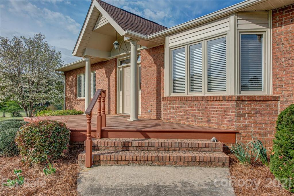 100 Valley Stream Road Shelby, NC 28152 - Photo 5 of 36 Gallery Image 5