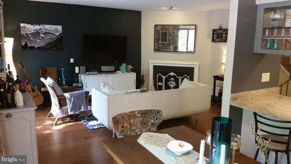 $2,100 | 18745 Pier Point Place, Montgomery Village, MD 20886