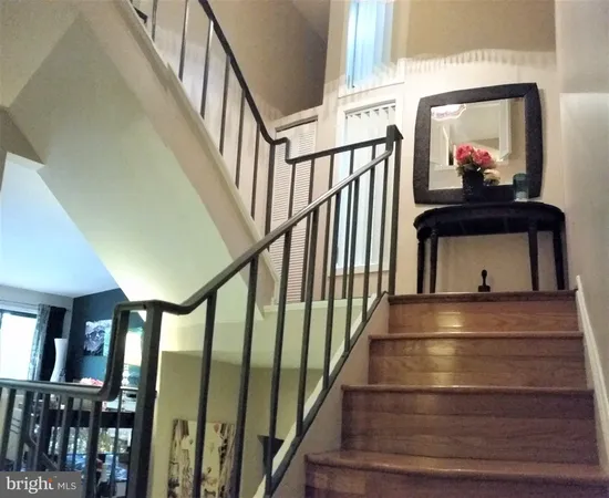 $2,100 | 18745 Pier Point Place, Montgomery Village, MD 20886