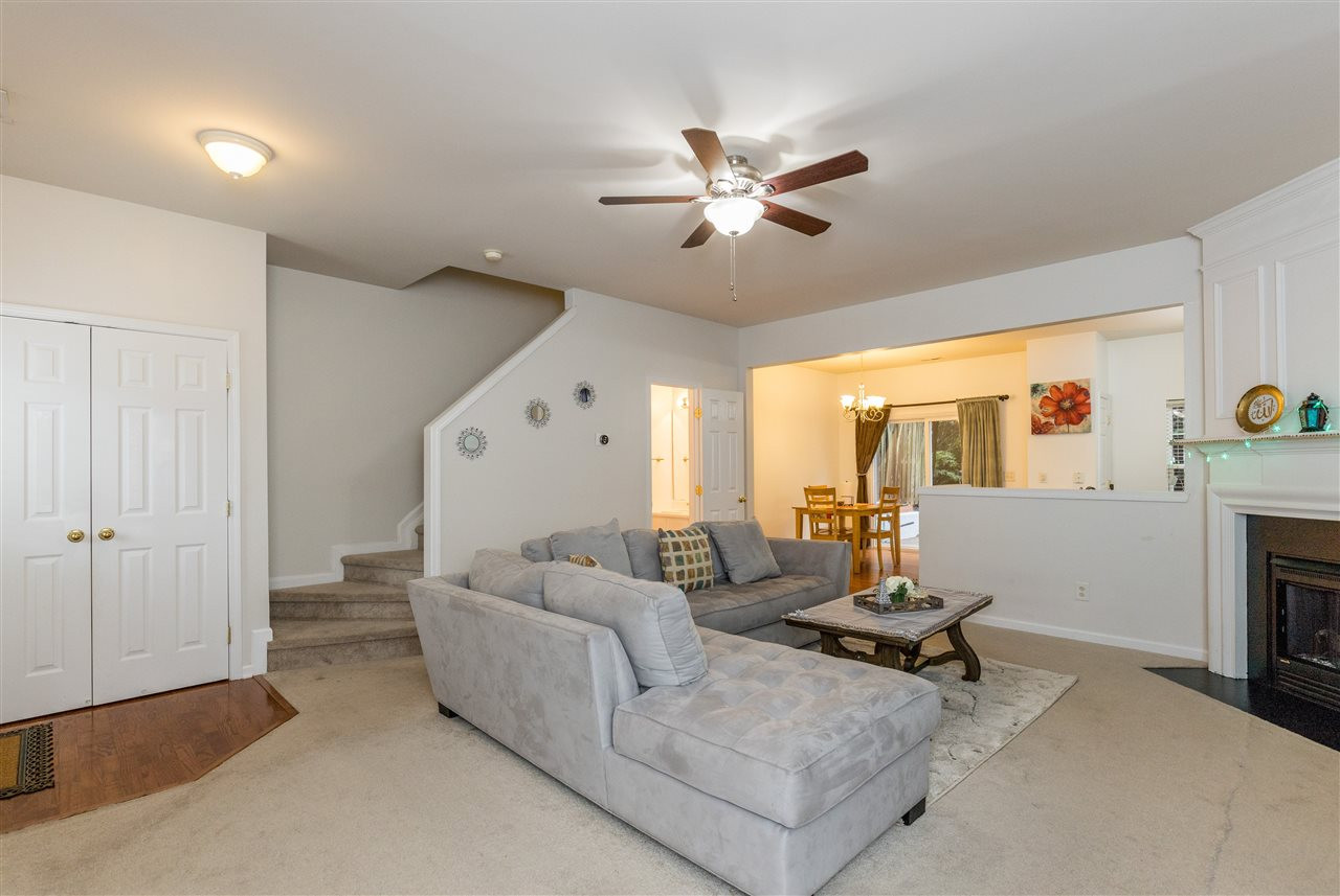 8520 Bright Loop Raleigh, NC 27613 - Photo 9 of 28 Family Room