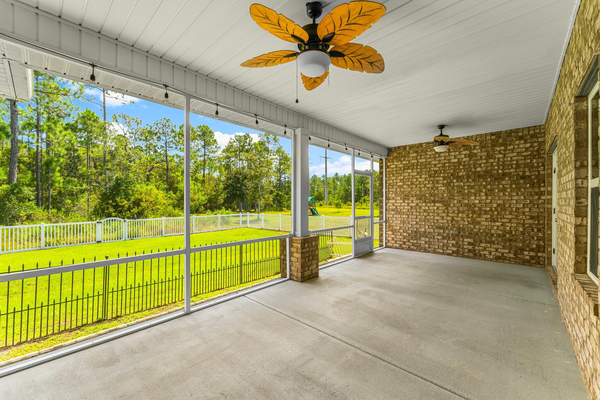 29 Buddy Lane Santa Rosa Beach, FL 32459 - Photo 40 of 47 a view of a indoor garage