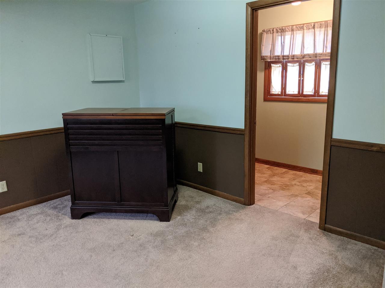 1807 North Ridge Drive Freeport, IL 61032 - Photo 25 of 36 Gallery Image 25