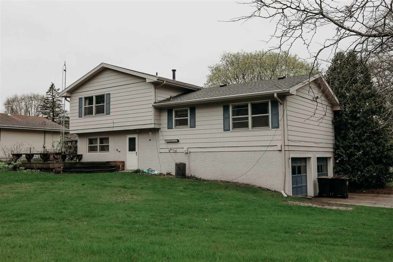 1807 North Ridge Drive Freeport, IL 61032 - Photo 34 of 36 Gallery Image 34