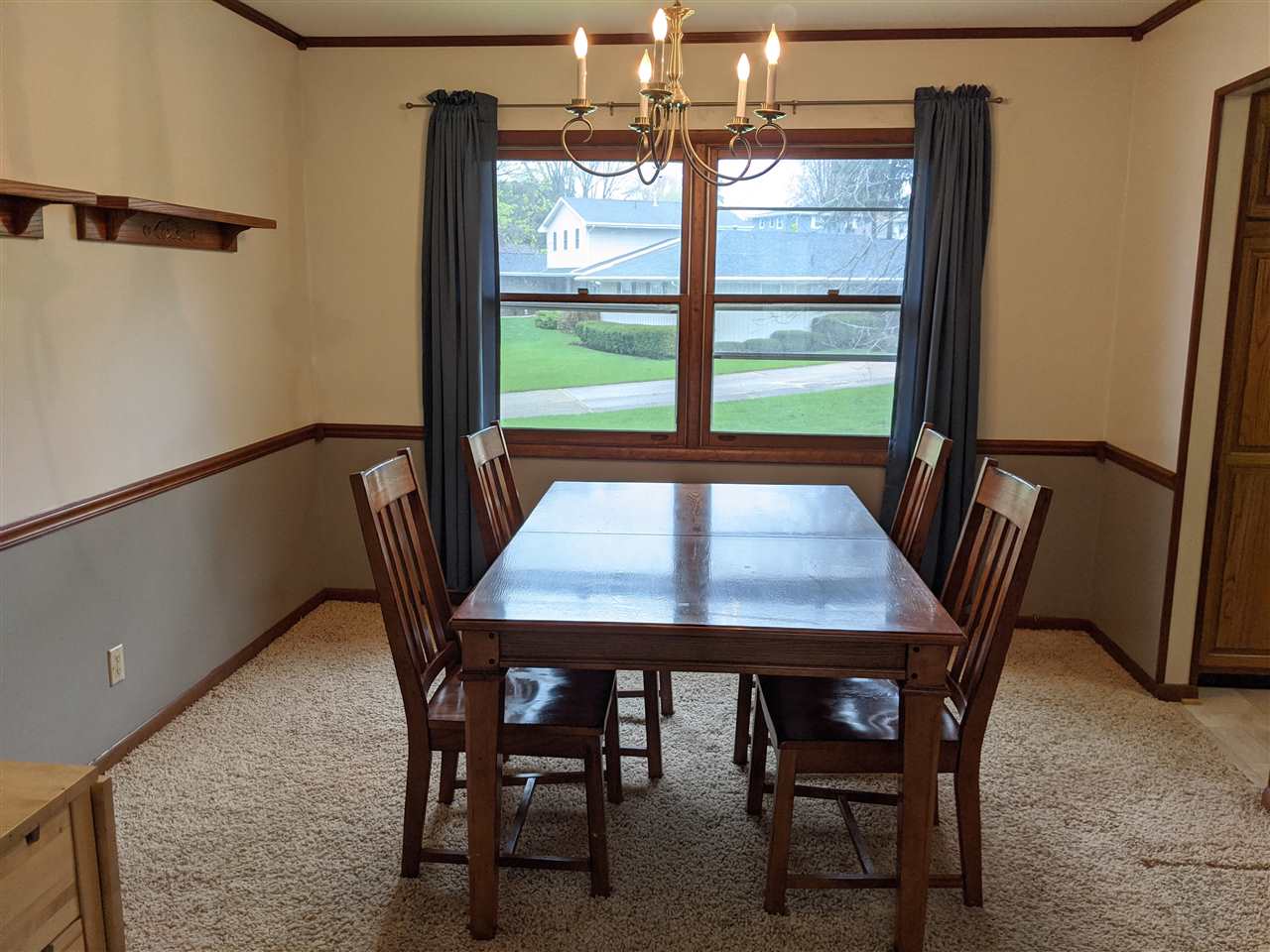 1807 North Ridge Drive Freeport, IL 61032 - Photo 9 of 36 Gallery Image 9