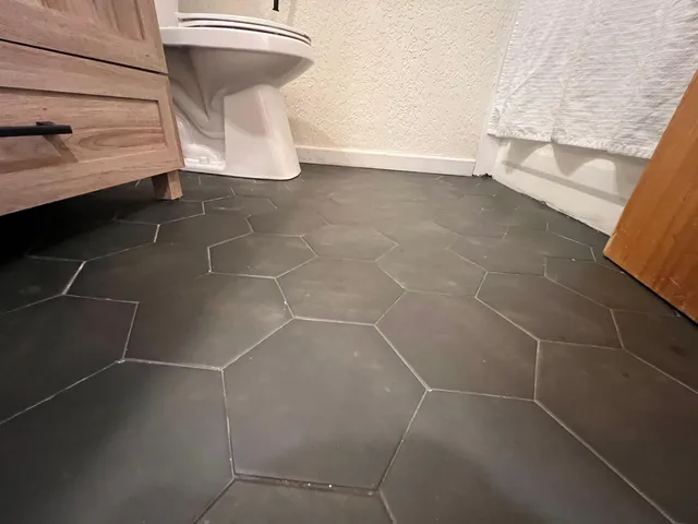 $165,000 | 1005 Northeast 1st Street, Earth, TX 79031