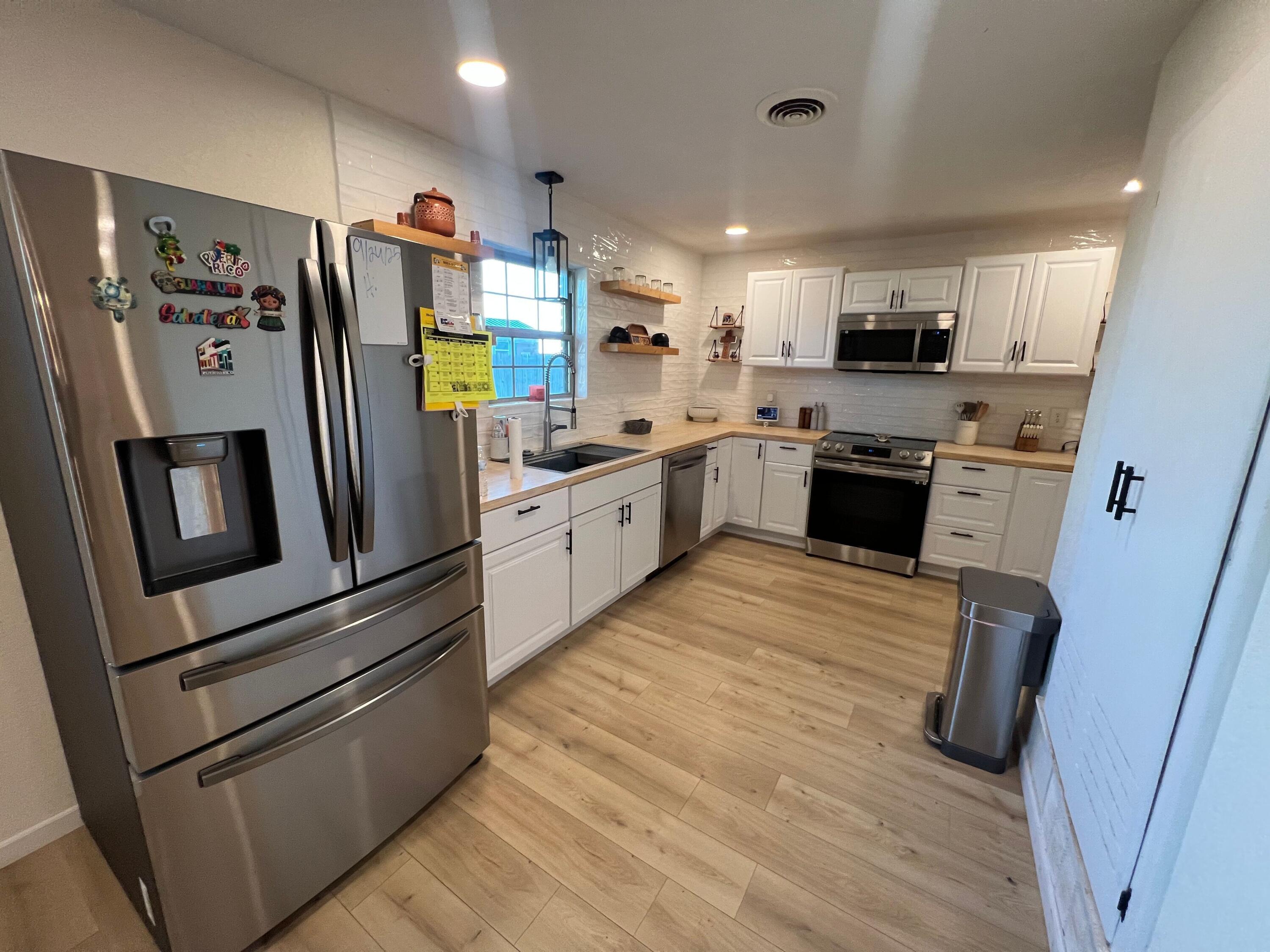 1005 Northeast 1st Street Earth, TX 79031 - Photo 6 of 18 F_lFSYKM