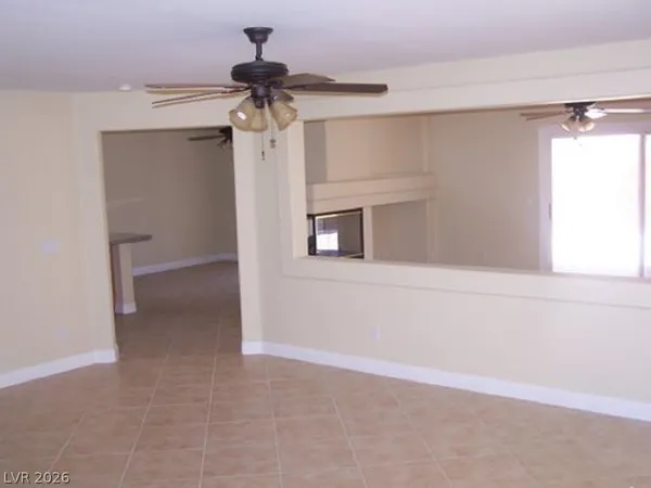 $2,595 | 10866 Dornoch Castle Street, Las Vegas, NV 89141