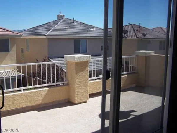 $2,595 | 10866 Dornoch Castle Street, Las Vegas, NV 89141