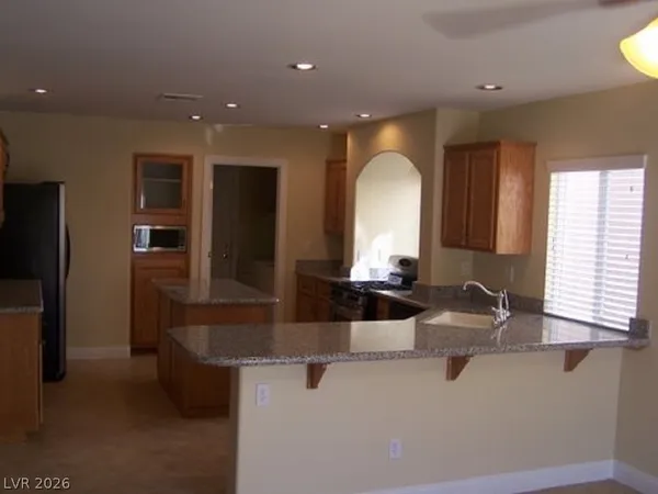 $2,595 | 10866 Dornoch Castle Street, Las Vegas, NV 89141