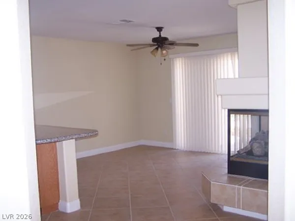 $2,595 | 10866 Dornoch Castle Street, Las Vegas, NV 89141