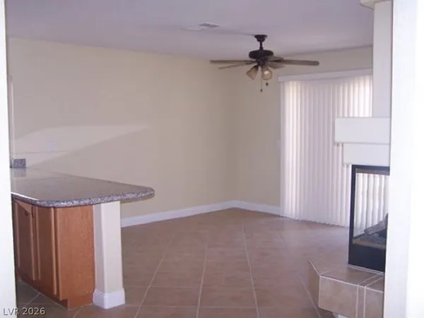 $2,595 | 10866 Dornoch Castle Street, Las Vegas, NV 89141