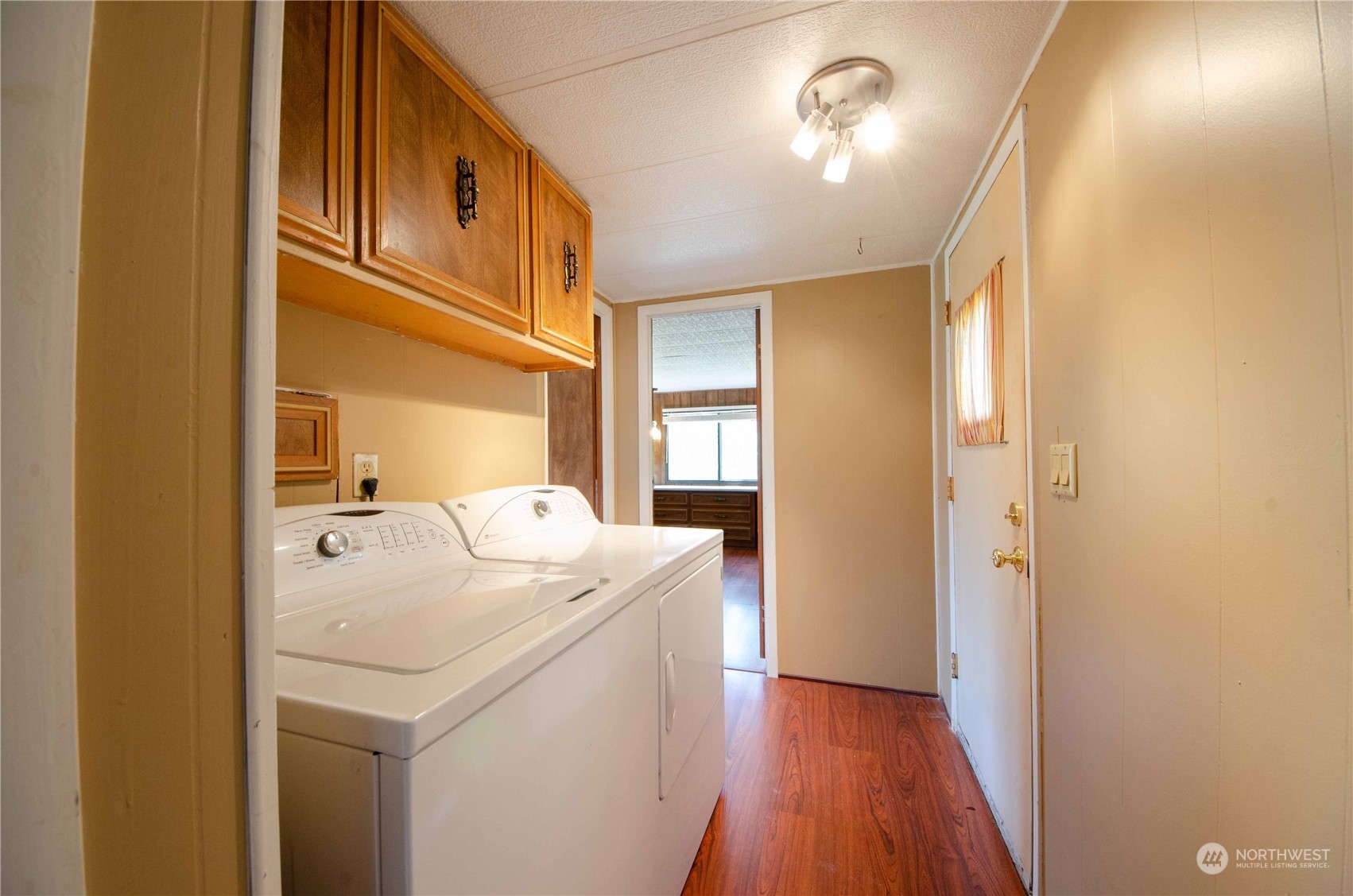 10319 184th Avenue Southwest Rochester, WA 98579 - Photo 7 of 14 a utility room with dryer and washer