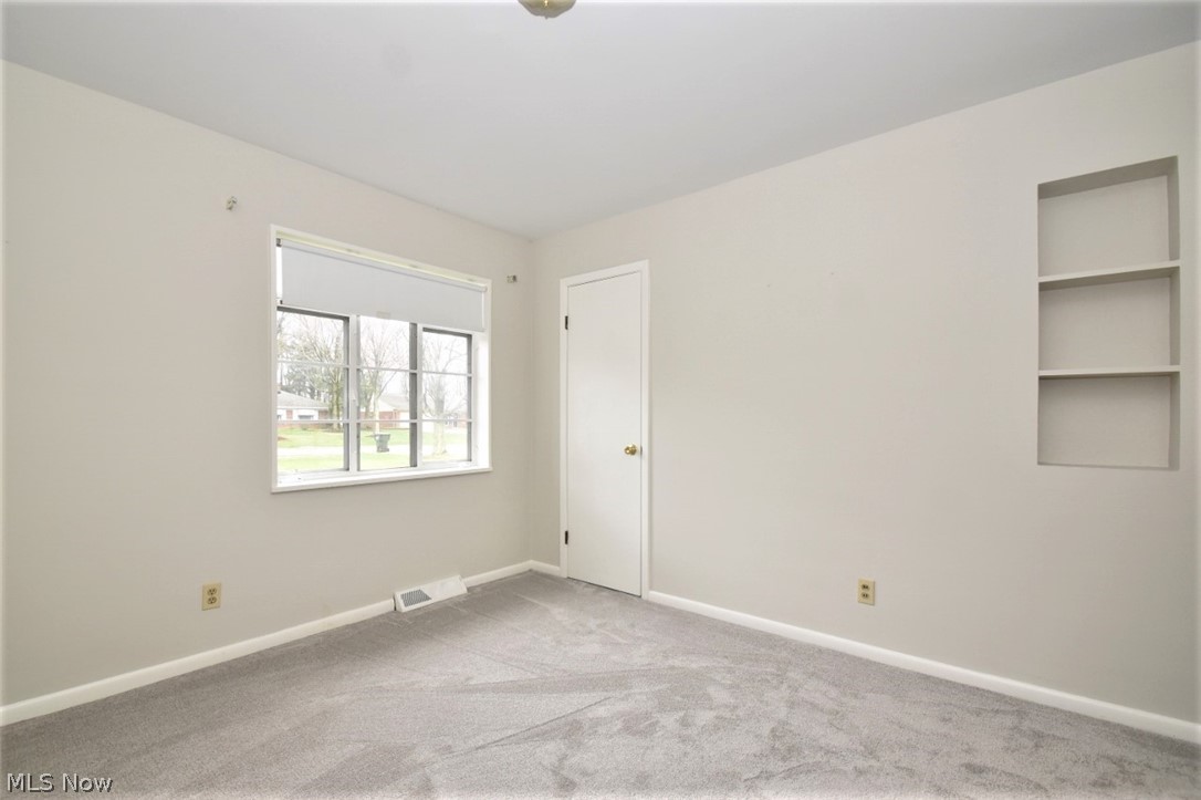 753 Esther Road Cleveland, OH 44143 - Photo 25 of 31 Gallery Image 25