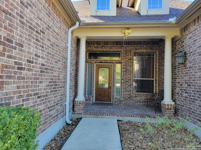 a pathway between two buildings