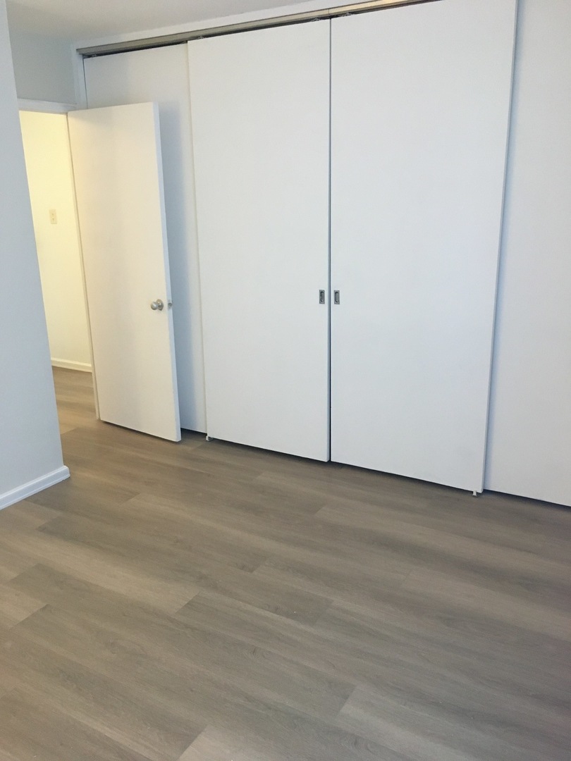 6118 North Sheridan Road, Unit 210 Chicago, IL 60660 - Photo 6 of 10