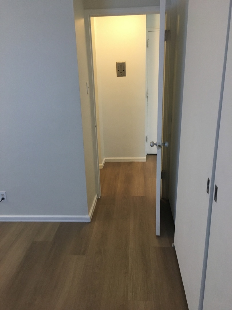 6118 North Sheridan Road, Unit 210 Chicago, IL 60660 - Photo 8 of 10