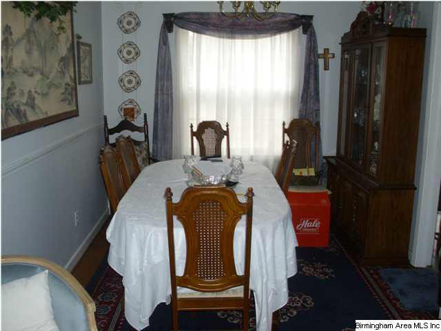 1404 Woodward Road Birmingham, AL 35228 - Photo 3 of 15