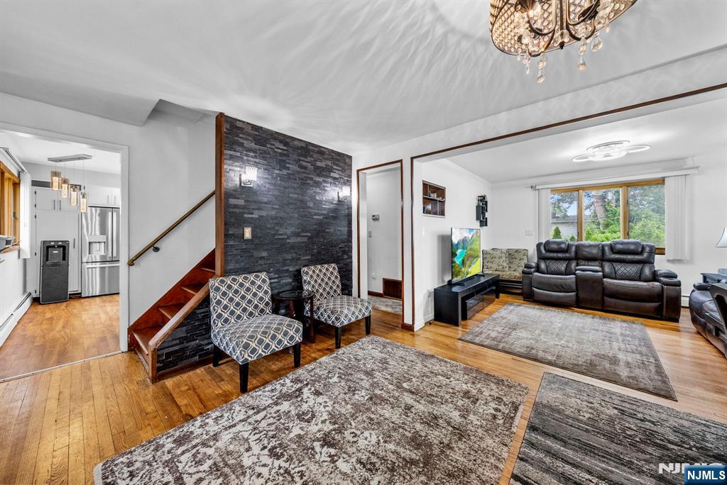 101 Maple Hill Road Clifton, NJ 07013 - Photo 9 of 39