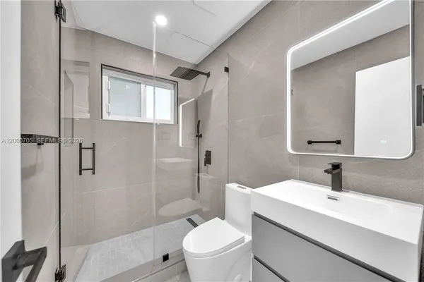 $6,200 | 2311 Southwest 23rd Street, Miami, FL 33145