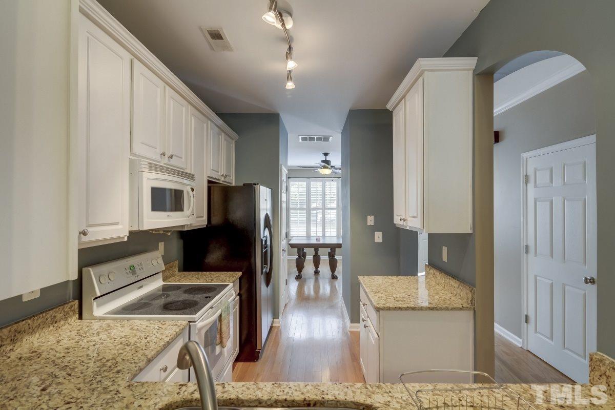 8421 Reedy Ridge Lane Raleigh, NC 27613 - Photo 6 of 17