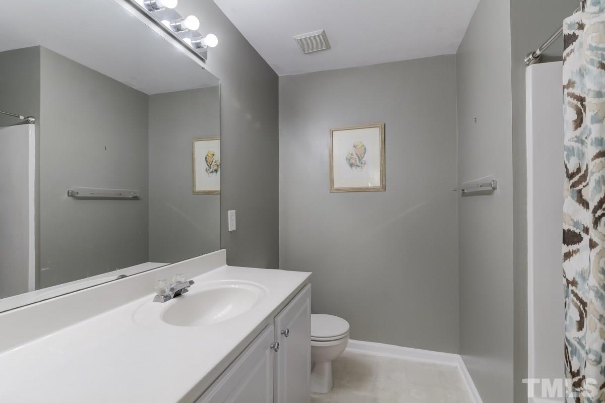 8421 Reedy Ridge Lane Raleigh, NC 27613 - Photo 9 of 17