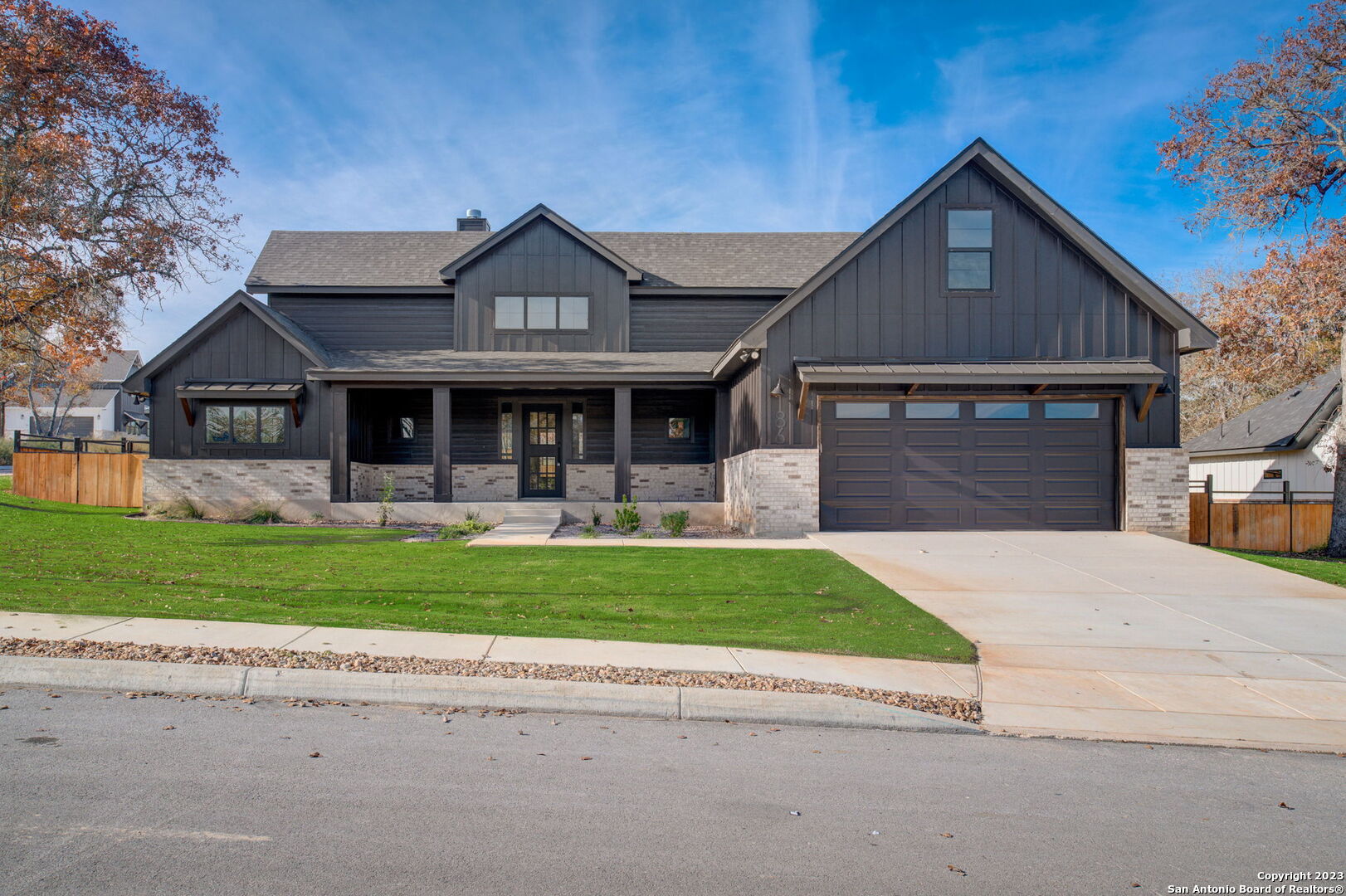 186 West Magnolia Cir