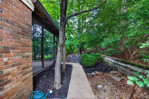 $475,000 | 12464 Meadow Green Place, St. Louis, MO 63141