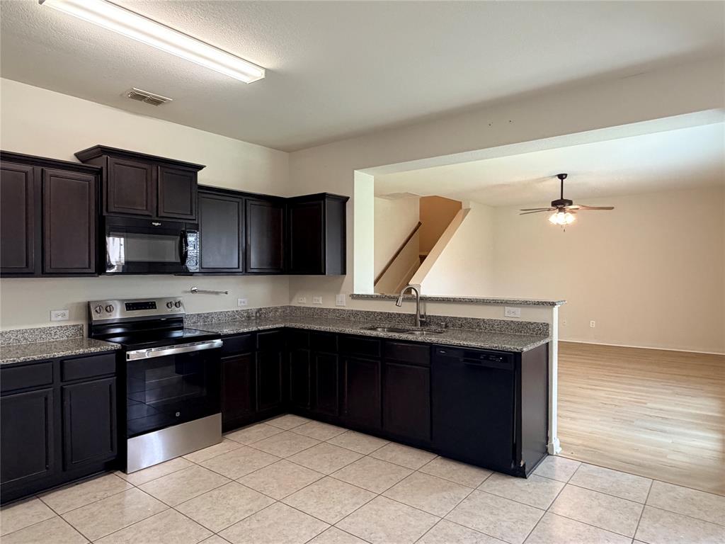 140 Collin Street Anna, TX 75409 - Photo 6 of 24