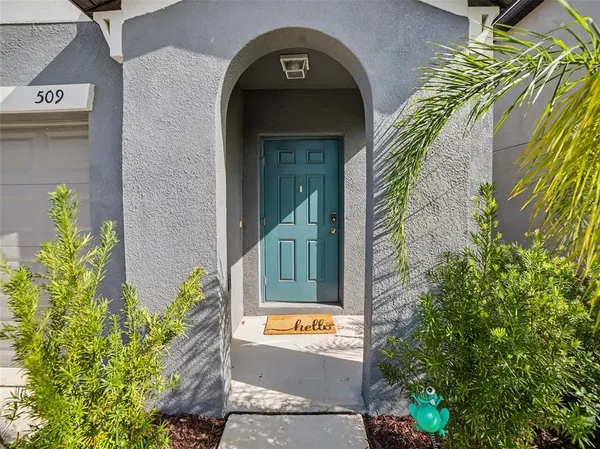 $395,000 | 509 Royal Empress Drive, Ruskin, FL 33570