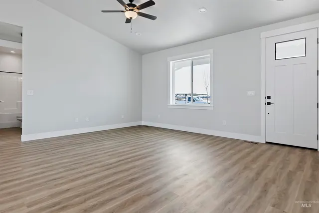 $485,000 | 607 Fallen Leaf Avenue, New Plymouth, ID 83655