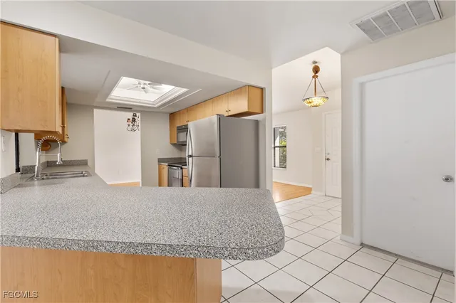 $2,250 | 132 Northeast 7th Avenue, Cape Coral, FL 33909