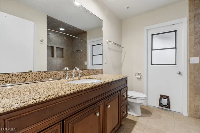 $2,250 | 132 Northeast 7th Avenue, Cape Coral, FL 33909