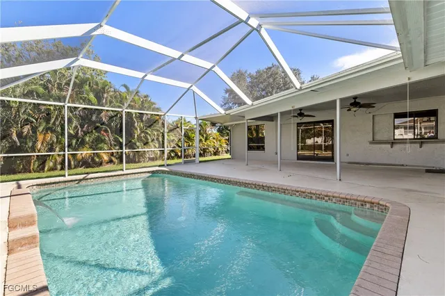 $2,250 | 132 Northeast 7th Avenue, Cape Coral, FL 33909