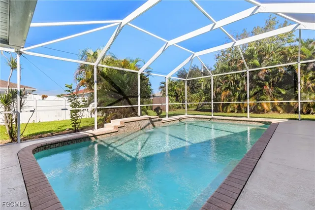 $2,250 | 132 Northeast 7th Avenue, Cape Coral, FL 33909