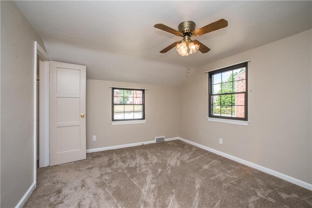 913 Rolling Rock Road Pittsburgh, PA 15234 - Photo 17 of 24 Gallery Image 17