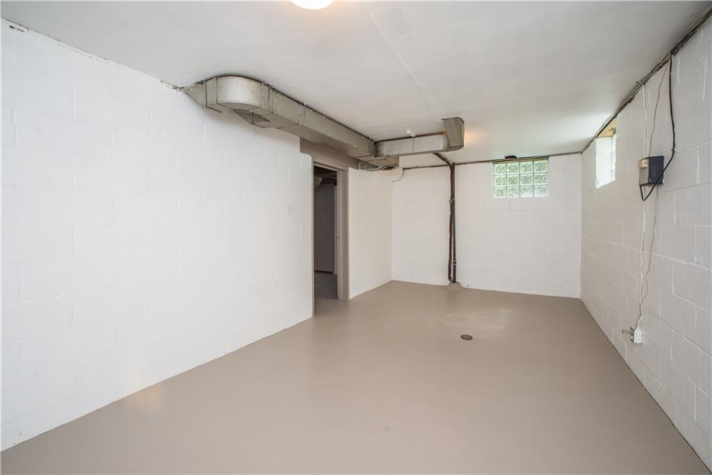 913 Rolling Rock Road Pittsburgh, PA 15234 - Photo 21 of 24 Gallery Image 21