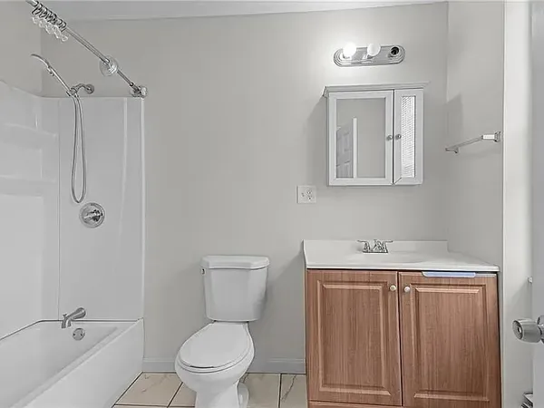 $2,150 | 77 Pekin Street, Unit 2, Providence, RI 02908