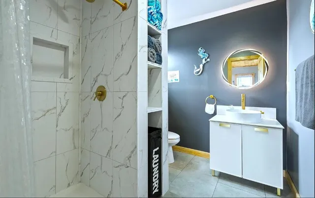 $2,200 | 16 Riverview Terrace, Unit 2, Hampton, NH 03842