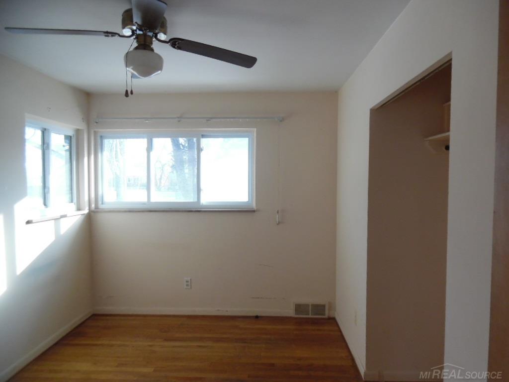 8165 Bernice Center Line, MI 48015 - Photo 7 of 28 Gallery Image 7
