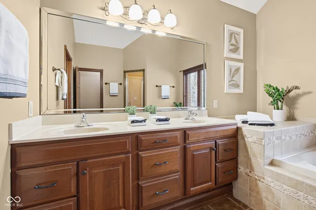 $775,000 | 5168 East County Road 700 South, Mooresville, IN 46158