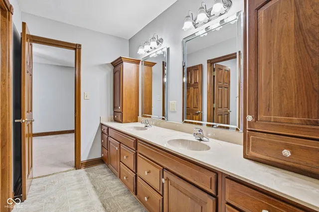 $775,000 | 5168 East County Road 700 South, Mooresville, IN 46158