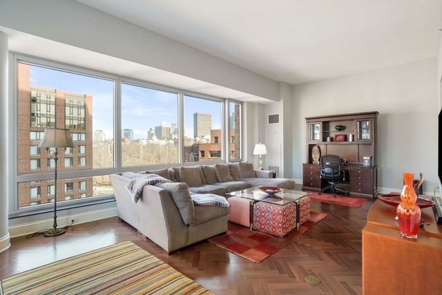 $2,040,000 | 1 Charles Street South, Unit 8B, Boston, MA 02116