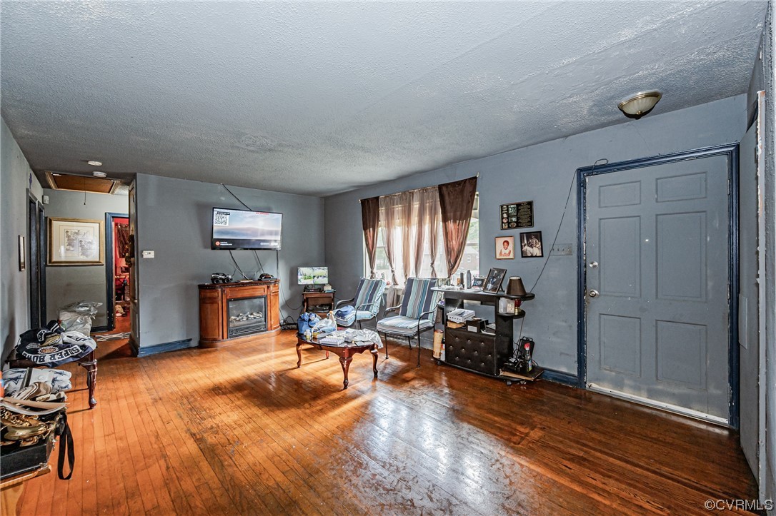 6530 Ludwig Road Richmond, VA 23225 - Photo 5 of 40 Gallery Image 5