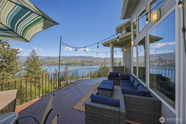 $950,000 | 7420 Navarre Drive, Chelan, WA 98816