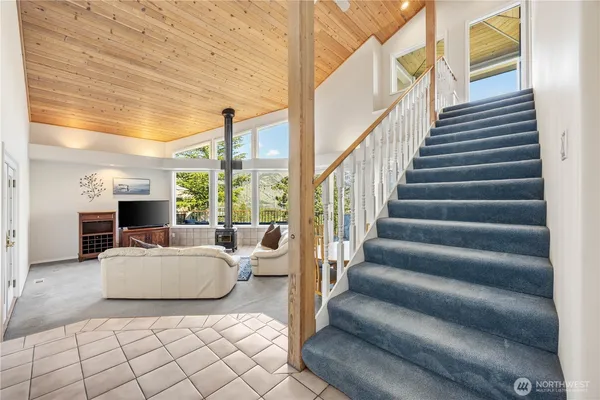 $950,000 | 7420 Navarre Drive, Chelan, WA 98816