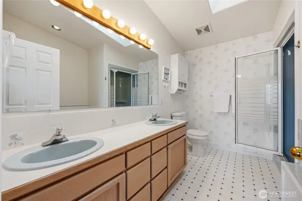 $950,000 | 7420 Navarre Drive, Chelan, WA 98816