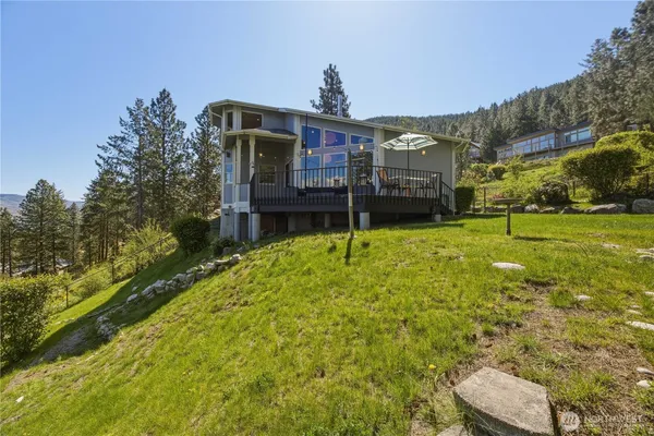$950,000 | 7420 Navarre Drive, Chelan, WA 98816