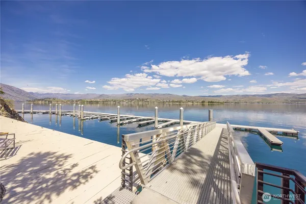 $950,000 | 7420 Navarre Drive, Chelan, WA 98816